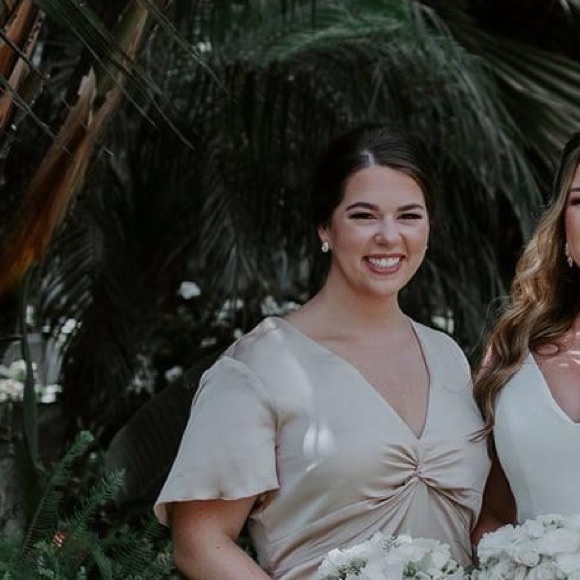 Meet your Posher, Hailey - Picture 1 of 1